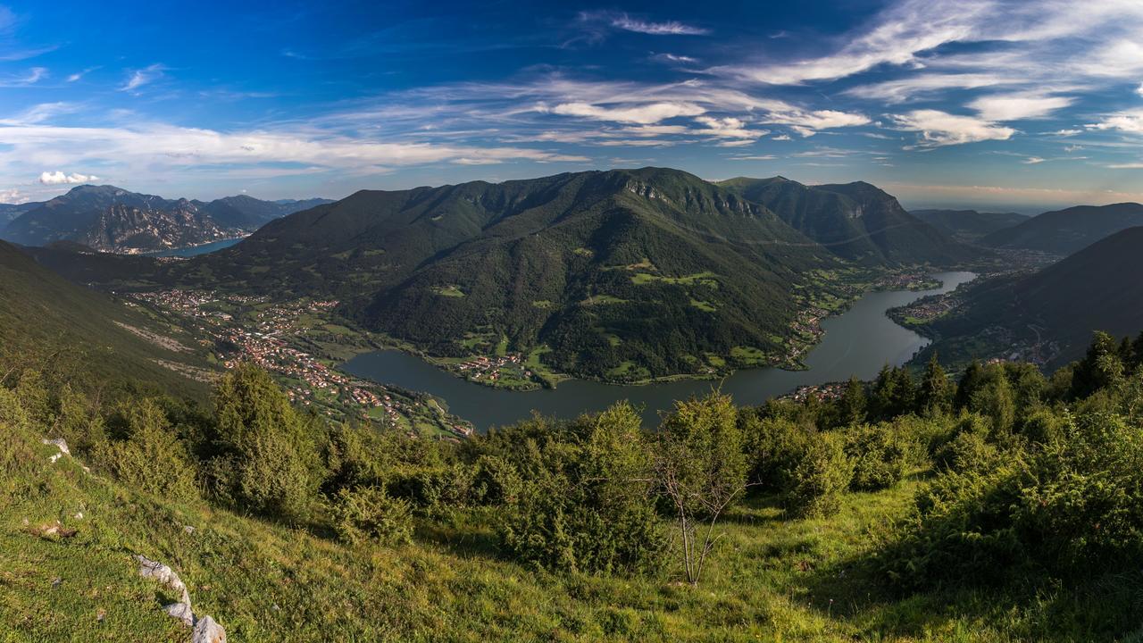 Casa Vacanza Residence Lago Di Endine Monasterolo del Castello Экстерьер фото