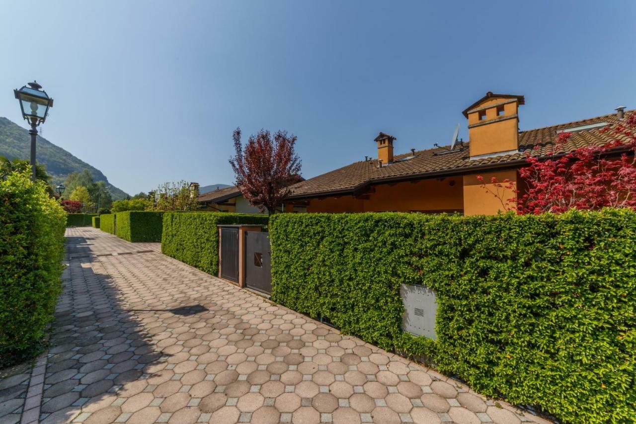 Casa Vacanza Residence Lago Di Endine Monasterolo del Castello Экстерьер фото