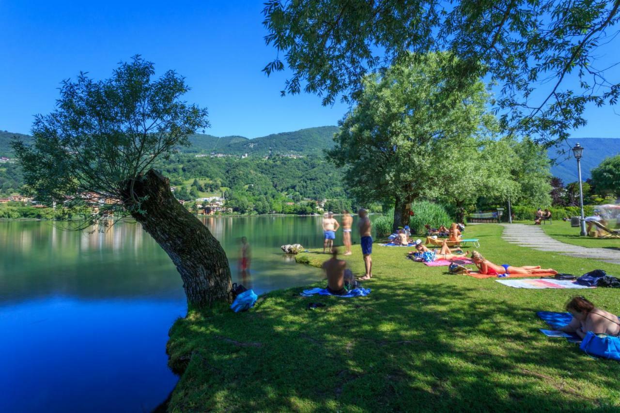 Casa Vacanza Residence Lago Di Endine Monasterolo del Castello Экстерьер фото